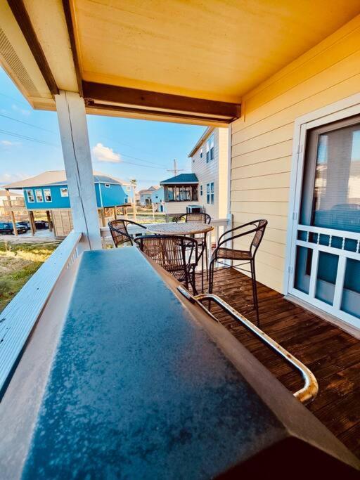 Sunny Delight - Sleeps 10 - Generous Space! Bolivar Peninsula Dış mekan fotoğraf