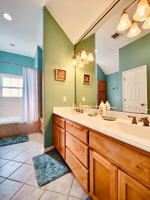Sunny Delight - Sleeps 10 - Generous Space! Bolivar Peninsula Dış mekan fotoğraf
