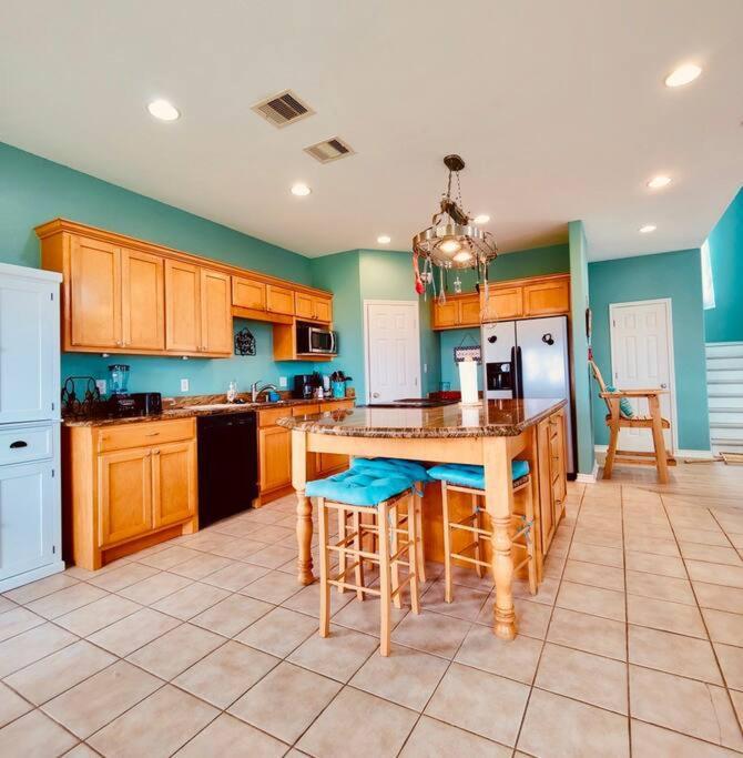 Sunny Delight - Sleeps 10 - Generous Space! Bolivar Peninsula Dış mekan fotoğraf